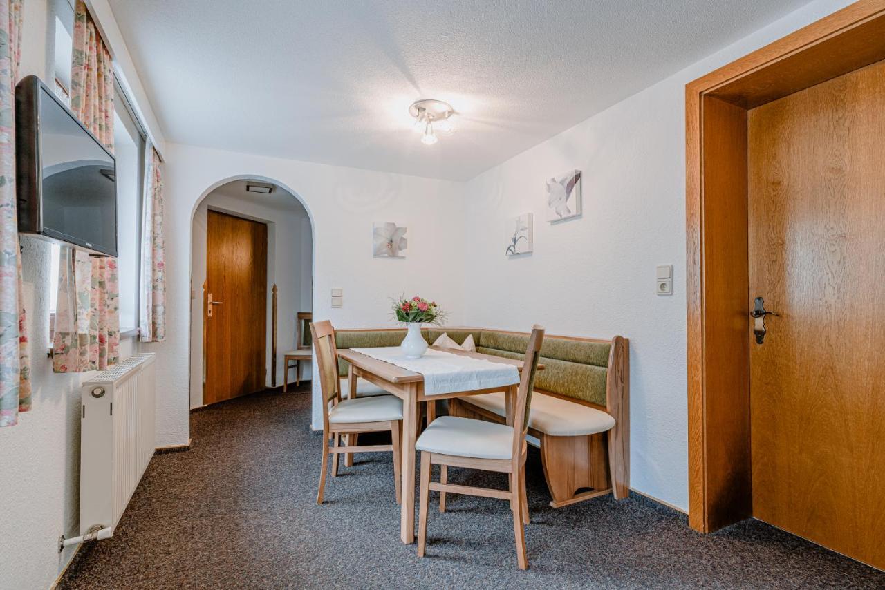 Haus Crystal Apartman Sölden Kültér fotó